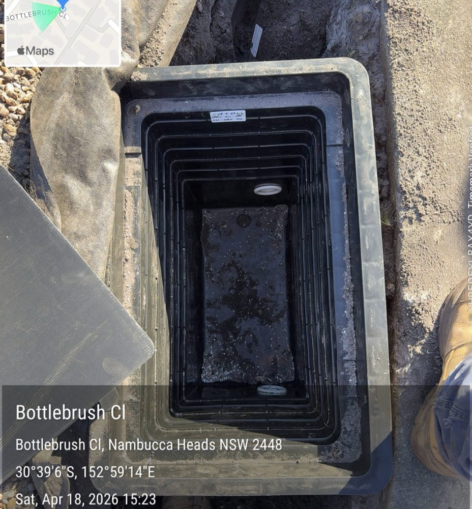 Completed duct with no draw-rope
